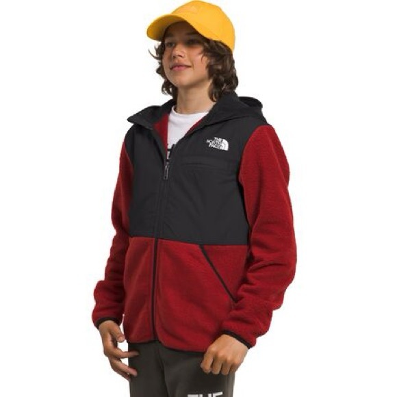THE NORTH FACE Boys' Forrest Full Zip Hooded Fleece Jacket, Cardinal Red, Small - Picture 1 of 7